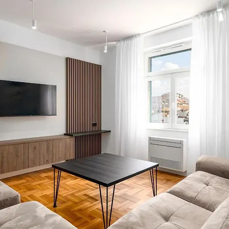 Апартаменти Frankovich Спліт